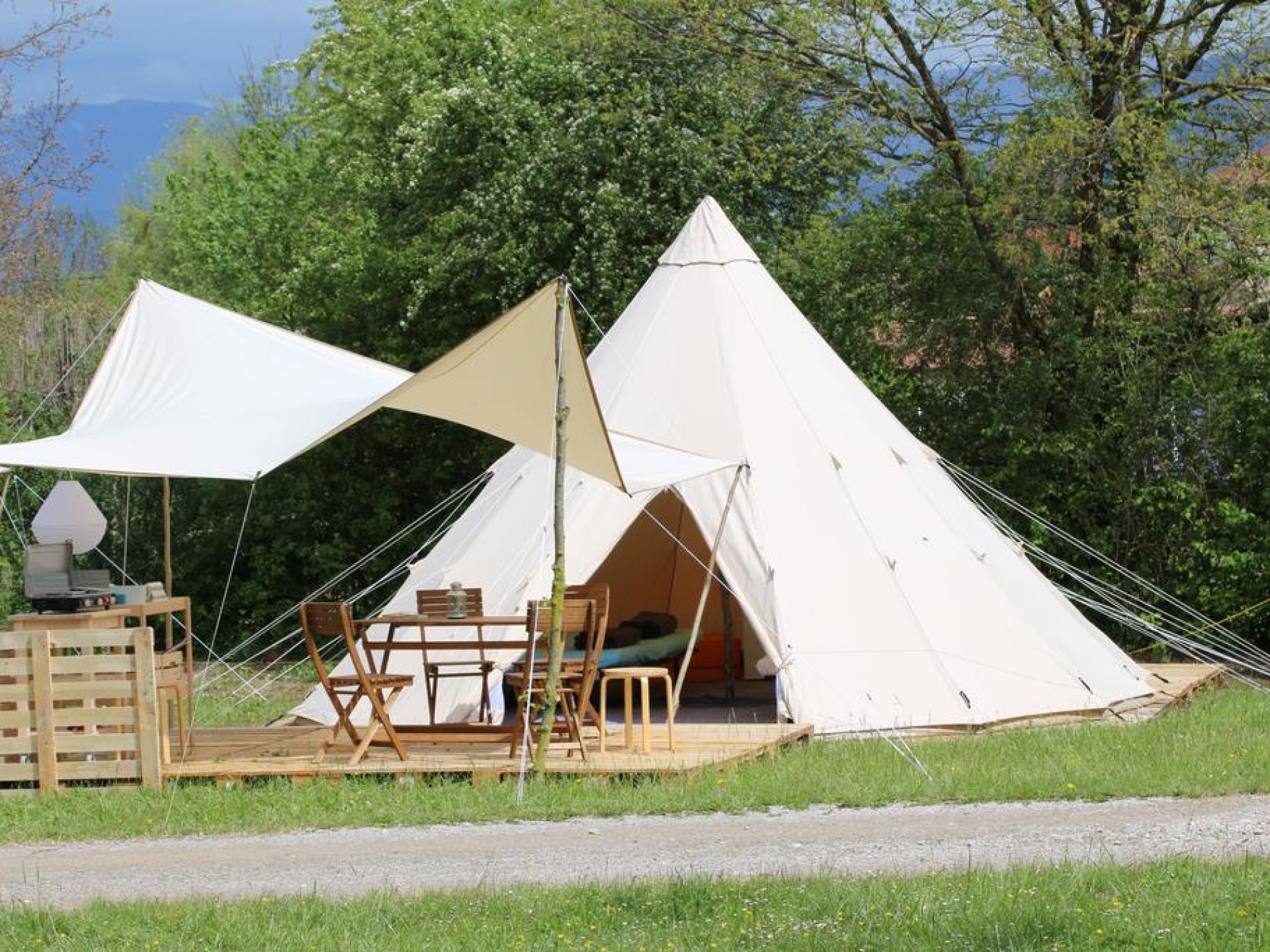 Tente Tipi - Tente et tente lodge Rhône-Alpes (Auvergne-Rhône-Alpes