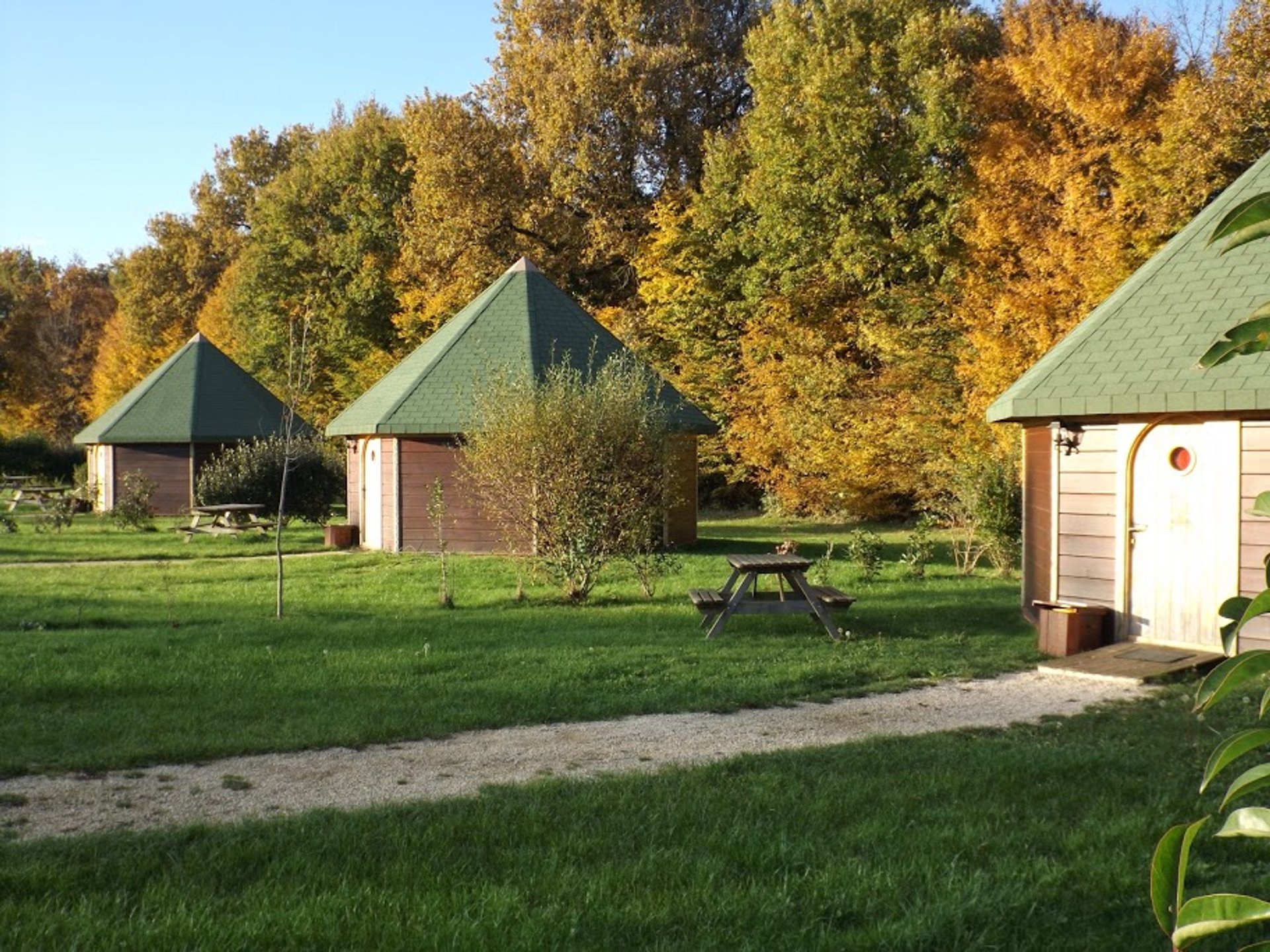 Isba n°1 Yourte NouvelleAquitaine hebergement insolite dormir bulle